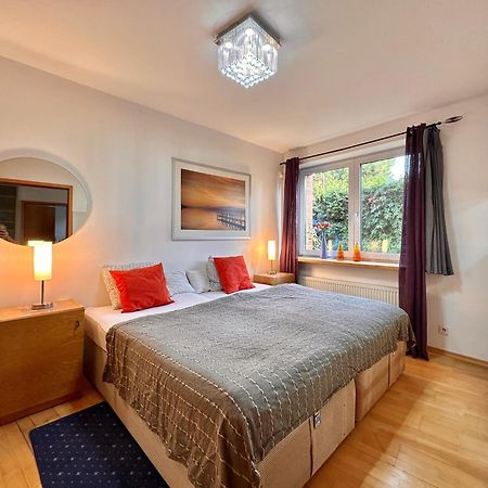 Villa In Bio Garden - You Will Save Money Here Praha Bagian luar foto